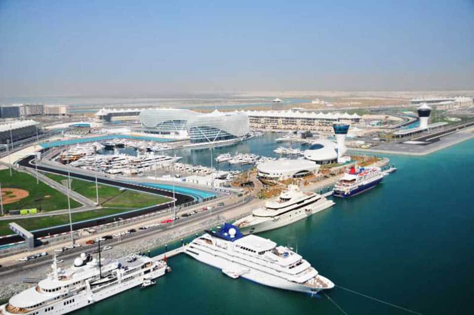 Lujoso Abu Dabi Yas Marina Dubái